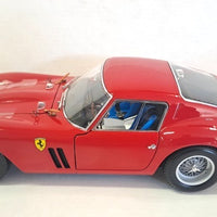 FERRARI 250 GTO RED 1/18