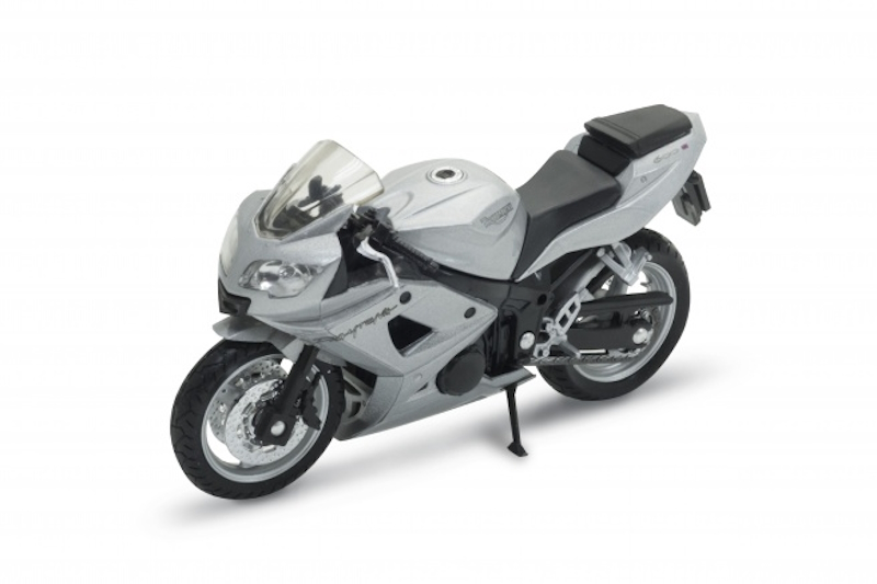 TRIUMPH DAYTONA 600  SILVER  1/18