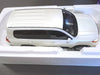 1:18 TOYOTA LAND CRUISER WHITE (RESIN)