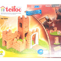 CASTLE APPROX 200 PARTS EDU