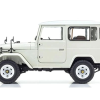 TOYOTA LAND CRUISER40 VAN WHITE 1/18